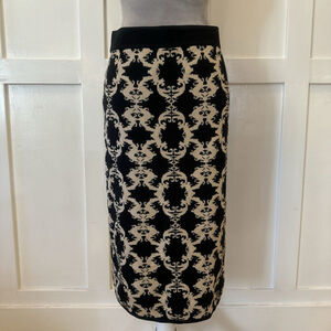 7th Avenue new york & Co Design Knit Skirt Back Slit Navy/metalic Size:M NWOT
